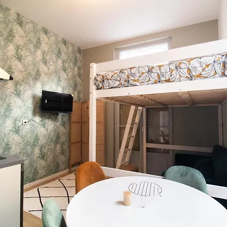 Saint Jacques, * Châtellerault