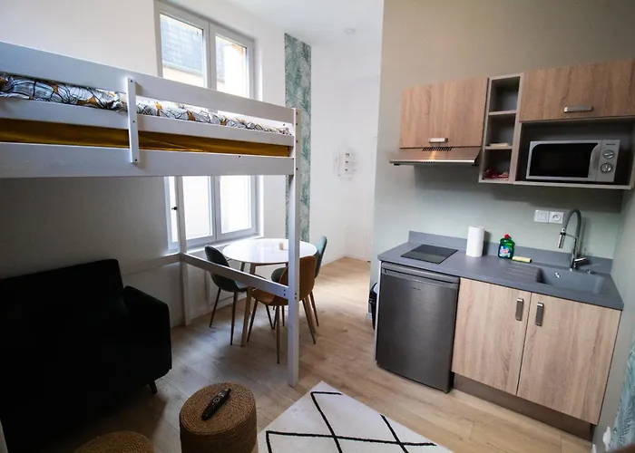 Apartment Saint Jacques, *