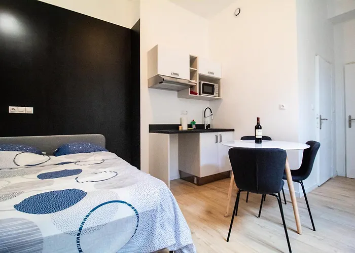 Apartment Saint Jacques,