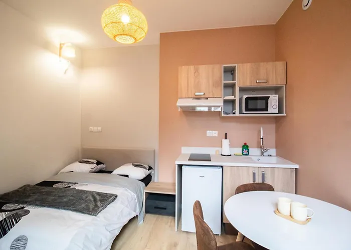 Saint Jacques, * Chatellerault