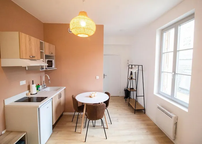 Saint Jacques, Apartment *